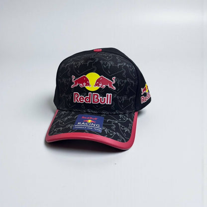 Gorra Red Bull – Edición Oficial | Estilo Racing y Actitud Ganadora
