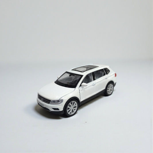 Volkswagen Tiguan 1:27 – SUV a Escala Detallado para Coleccionistas