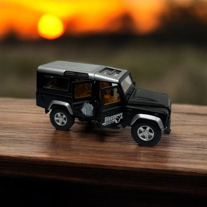 Land Rover Defender Clásico 1:27 – Modelo a Escala – Icono Todo Terreno en Miniatura