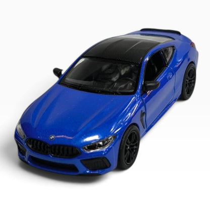 BMW M8 1:32