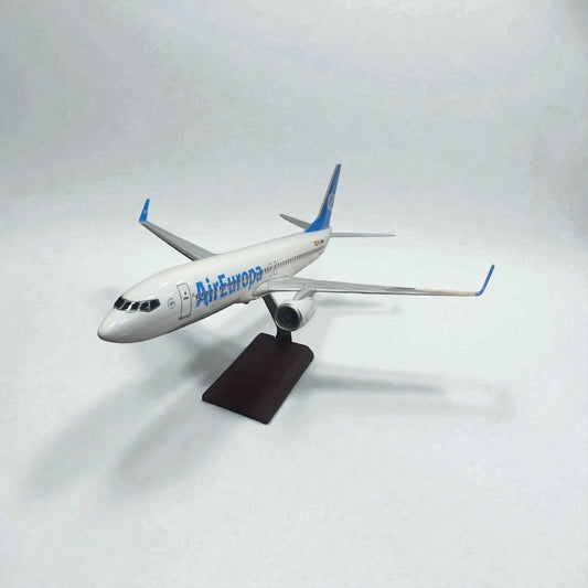 Avión Air Europa 1:200 – Modelo a Escala Detallado para Coleccionistas