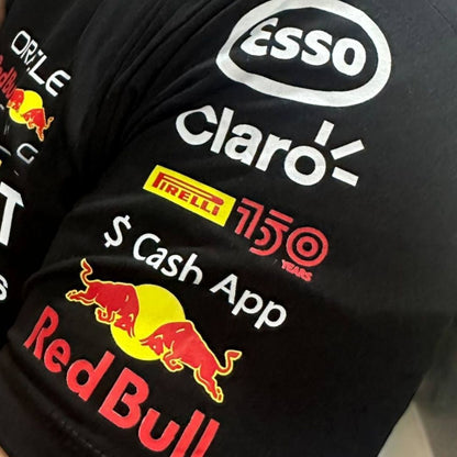 Camiseta Negra Red Bull Racing - ¡Potencia y Estilo en Cada Carrera!