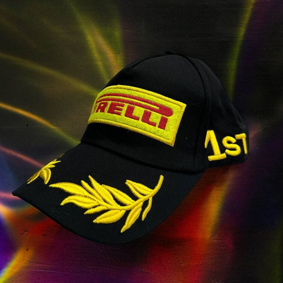 ¡Gorra Pirelli Negra - Estilo y Resistencia en Cada Detalle!