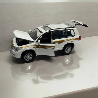 Toyota Land Cruiser 1:27 – Modelo a Escala – SUV Todo Terreno de Alta Dureza en Miniatura