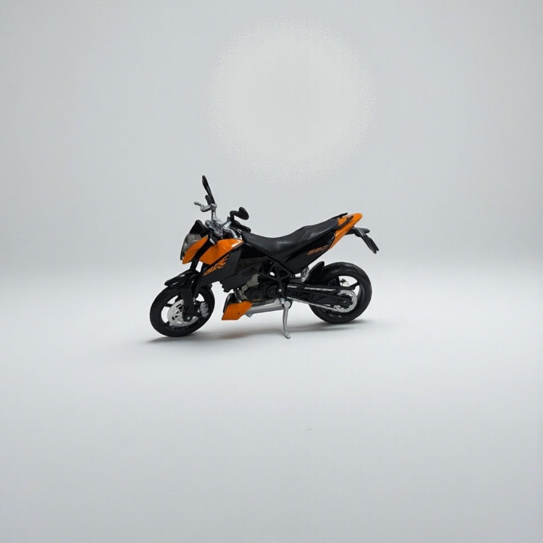 Moto KTM 690 Duke 1:12 – Modelo a Escala Detallado para Coleccionistas