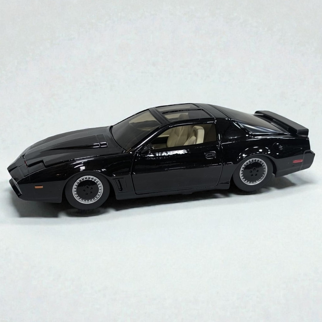 Knight Rider KITT 1:24 Jada | El Auto Fantástico de Colección