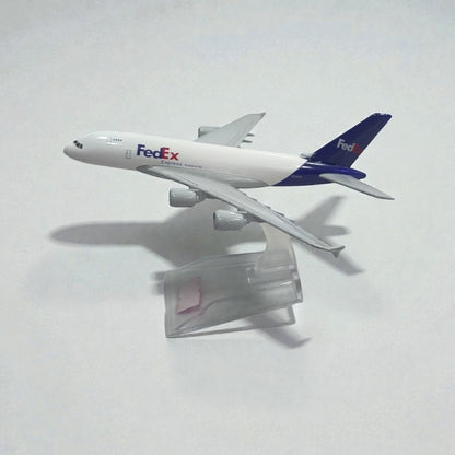 Avión FedEx 1:400 – Modelo de Colección en Metal | Aeronave de Carga Premium