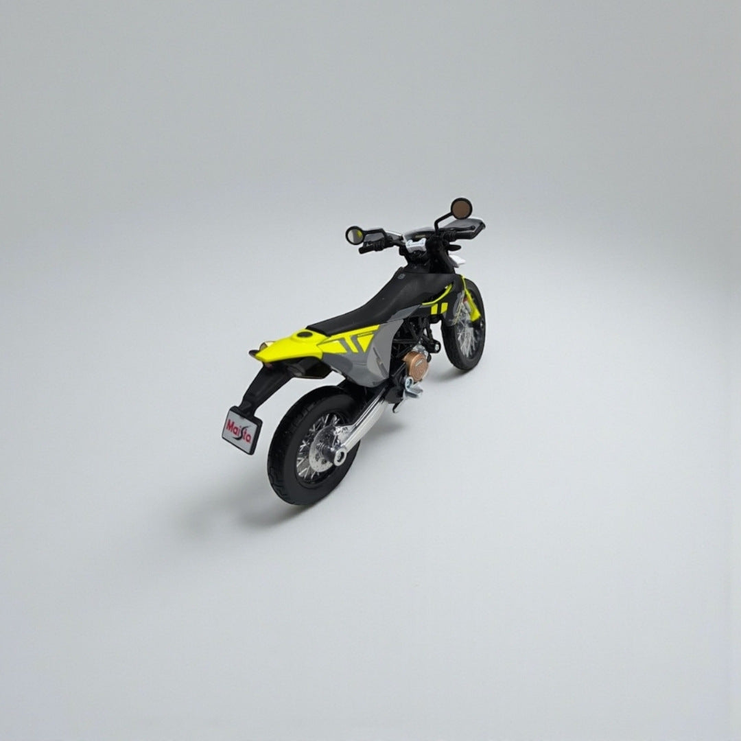 Moto Husqvarna 701 1:12 – Modelo a Escala Detallado para Coleccionistas