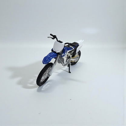 Moto Yamaha YZ 450 1:12 – Modelo a Escala Detallado para Coleccionistas