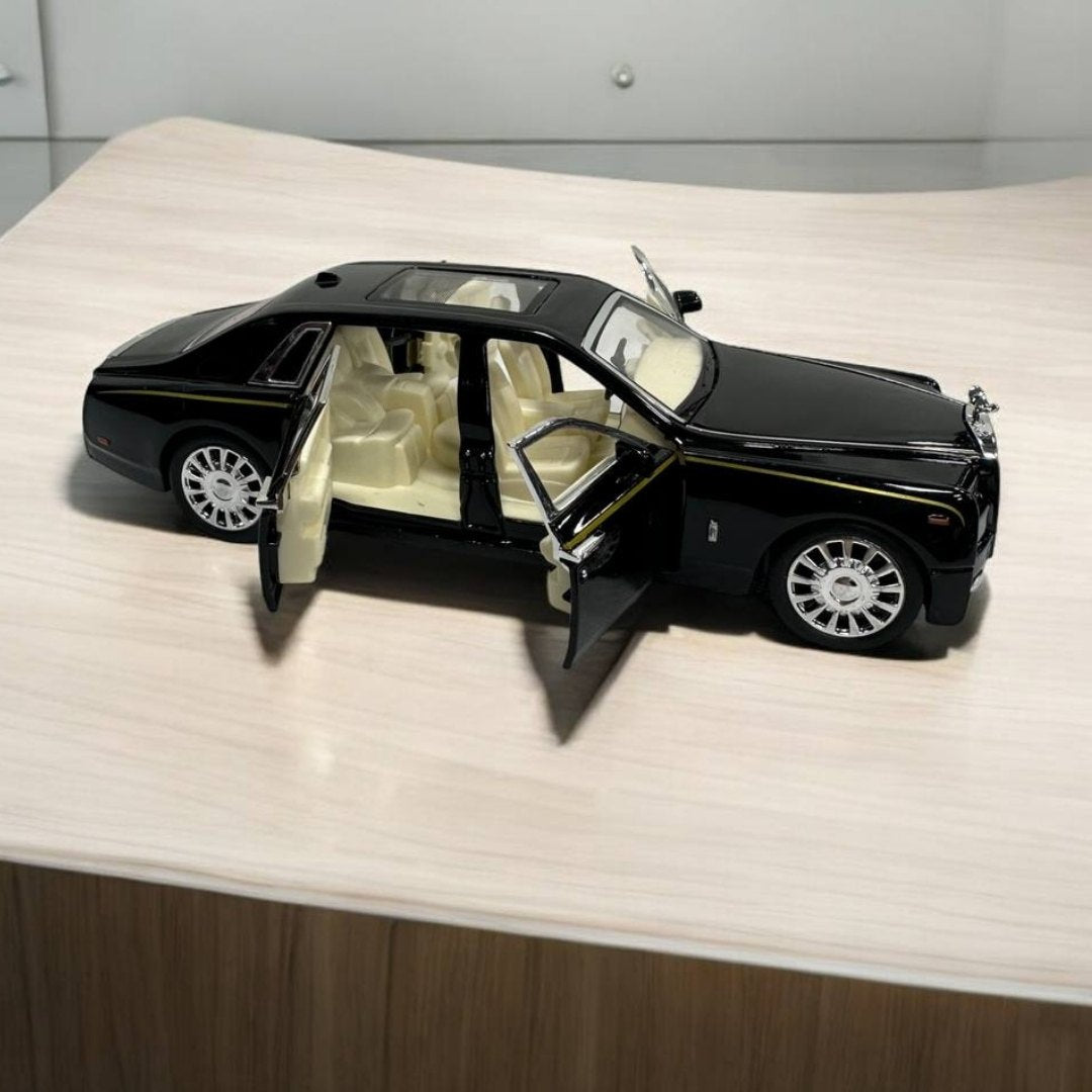 Rolls-Royce 1:27 – Modelo a Escala – Automóvil de Lujo y Elegancia en Miniatura