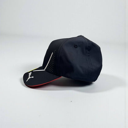 Gorra Ferrari Negra – Estilo Racing Premium | Pasión y Elegancia Automotriz