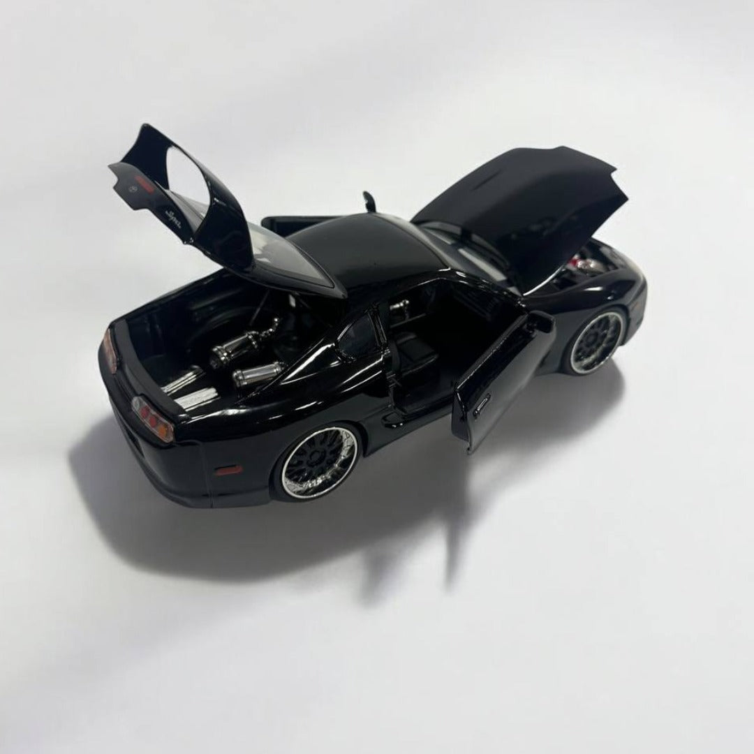 1995 Toyota Supra 1:24 - Rápidos y Furiosos