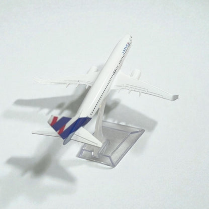 Avión LATAM 1:400 – Modelo de Colección en Metal para Exhibición Premium