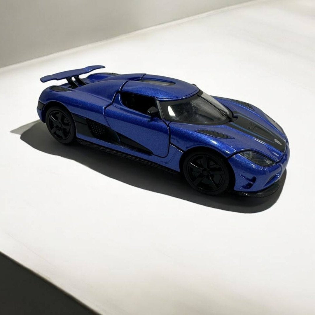 Koenigsegg 1:27 – Modelo a Escala – Superdeportivo de Alto Rendimiento en Miniatura