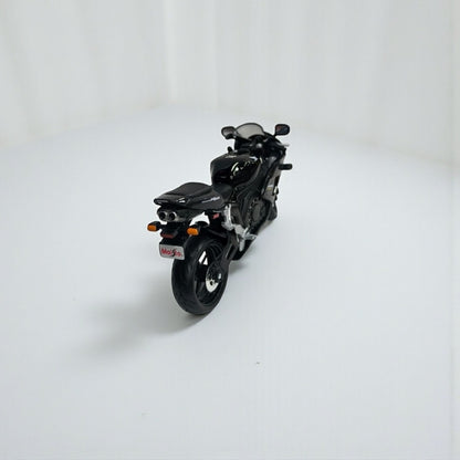 Moto Honda CBR 1000RR 1:12 – Modelo a Escala Detallado para Coleccionistas