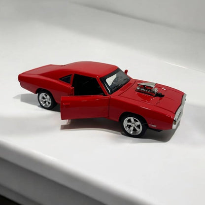 Dodge Charger 1:27 – Modelo a Escala – Muscle Car de Alto Rendimiento en Miniatura