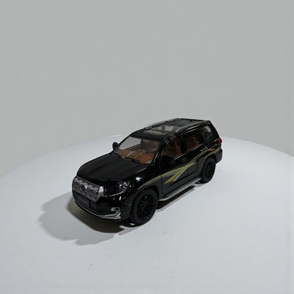 Toyota Prado 1:18 – SUV Todoterreno a Escala para Coleccionistas