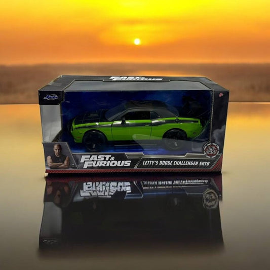 Letty's Dodge Challenger SRT8 1:24 – Modelo a Escala – Muscle Car Emblemático de Rápidos y Furiosos