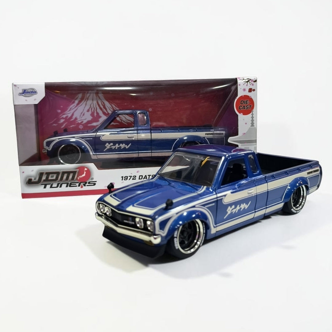 Datsun 620 Pick Up 1972 JDM Tuners 1:24 Jada | Camioneta a Escala de Colección
