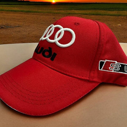 ¡Gorra Audi Roja - Estilo y Potencia en Cada Detalle!