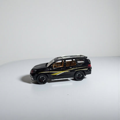 Toyota Prado 1:18 – SUV Todoterreno a Escala para Coleccionistas
