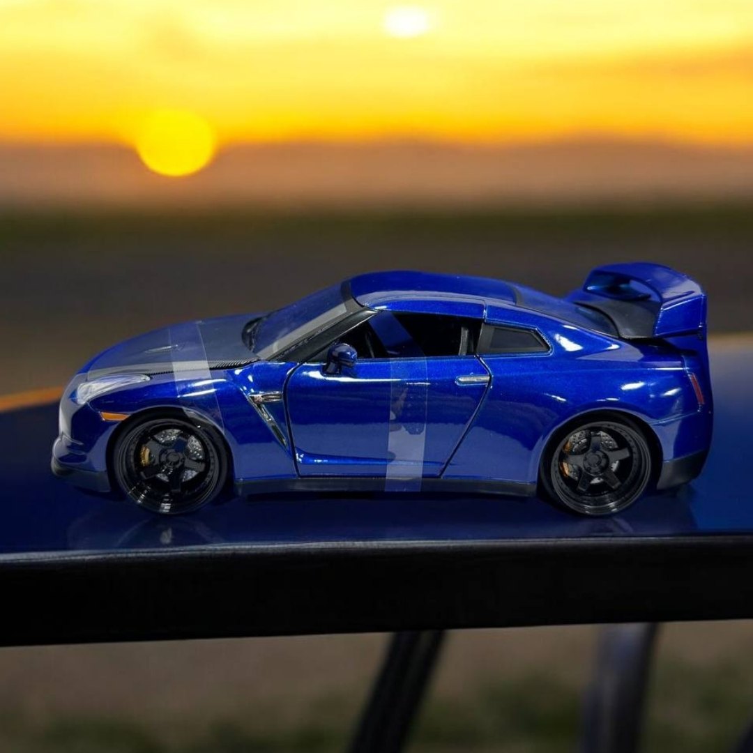 Brian's Nissan GT-R R35 1:24 – Modelo a Escala – Deportivo de Alto Rendimiento