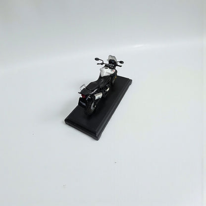Moto Triumph Tiger 800 1:18 – Modelo a Escala Detallado para Coleccionistas