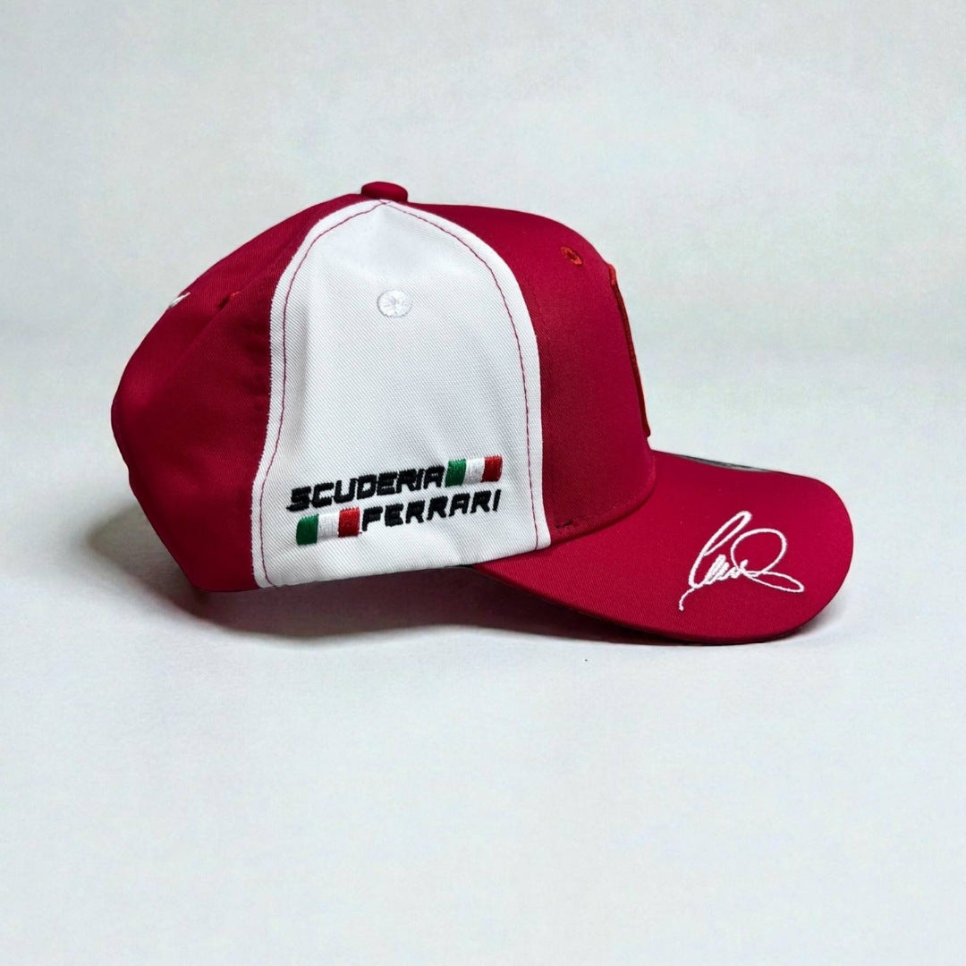 Gorra Ferrari Roja 44 | Pasión Racing y Número Icónico