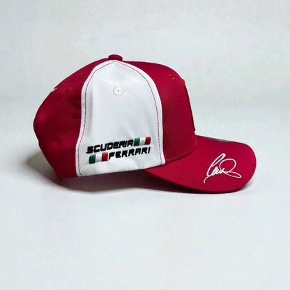 Gorra Ferrari Roja 44 | Pasión Racing y Número Icónico