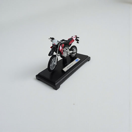 Moto Aprilia RX V 450 1:18 – Modelo a Escala Detallado para Coleccionistas