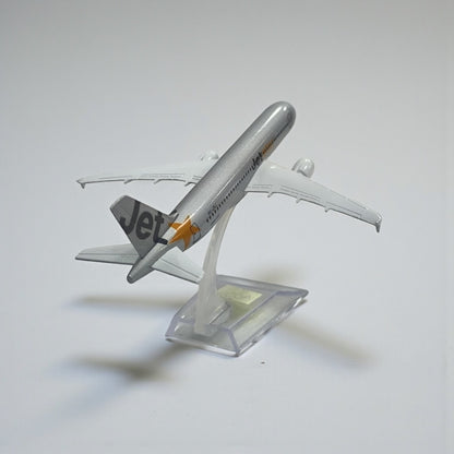Jetstar 1:400 – Avión de Colección en Metal | Modelo Premium de Aerolínea Internacional