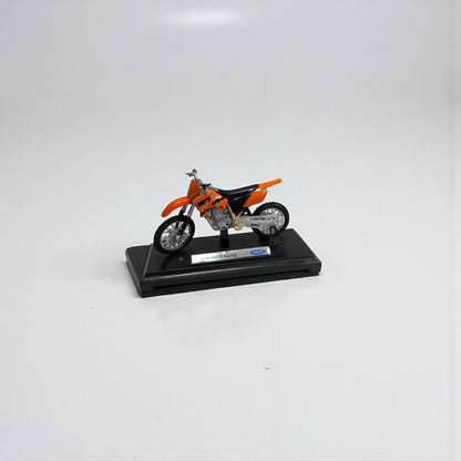 Moto KTM 450 Racing 1:18 – Modelo a Escala Detallado para Coleccionistas