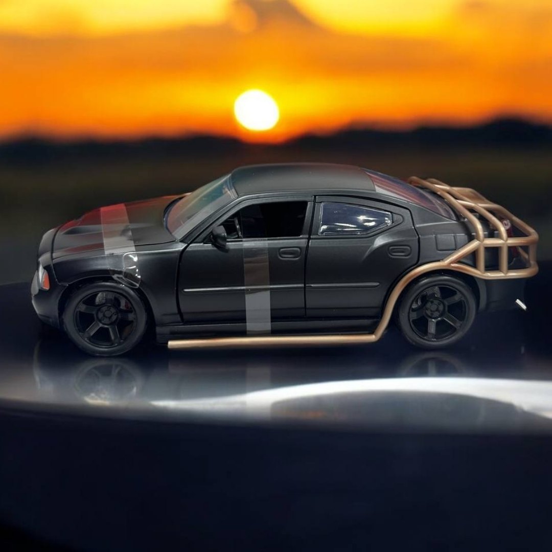 Dodge Charger 2006 1:24 – Modelo a Escala – Muscle Car de Rápidos y Furiosos