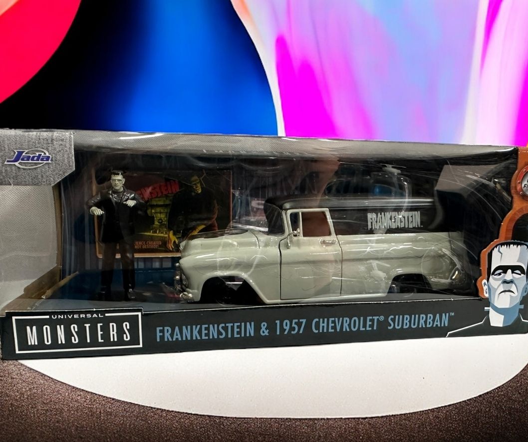 CHEVROLET SUBURBAN 1957 FRANKENSTEIN