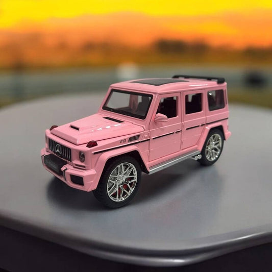 Mercedes-Benz G-63 1:24 – Modelo a Escala – SUV de Lujo Detallado