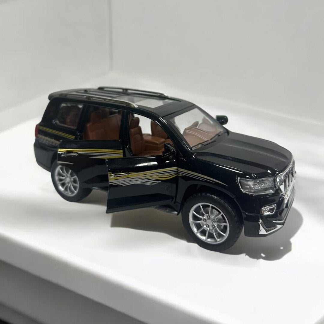 Toyota Land Cruiser 1:24 – Modelo a Escala – SUV Todo Terreno