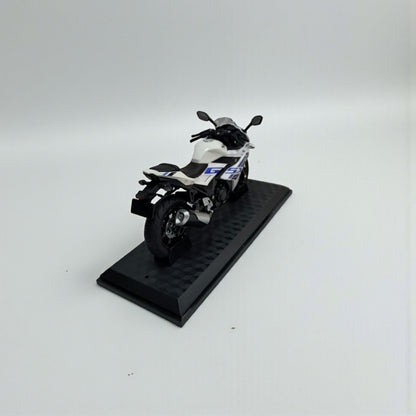 Moto Suzuki GSX 250R 1:12 – Modelo a Escala Detallado para Coleccionistas