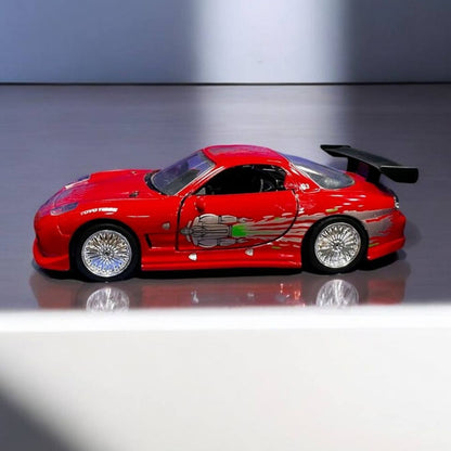 Dom's Mazda RX-7 1:32 Rápidos y Furiosos - Modelo a Escala de Colección