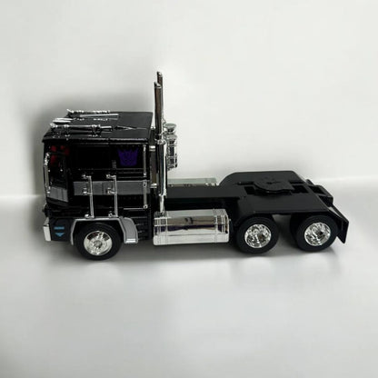 Nemesis Prime de Transformers a Escala 1:24 – El Lado Oscuro de un Ícono