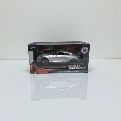 Nissan GT-R R35 Rápidos y Furiosos 1:32 – Edición de Colección en Metal | Ícono del Cine