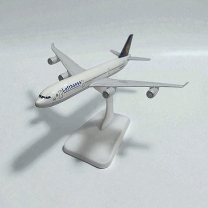 Avión LATAM 1:400 – Modelo de Colección en Metal para Exhibición Premium