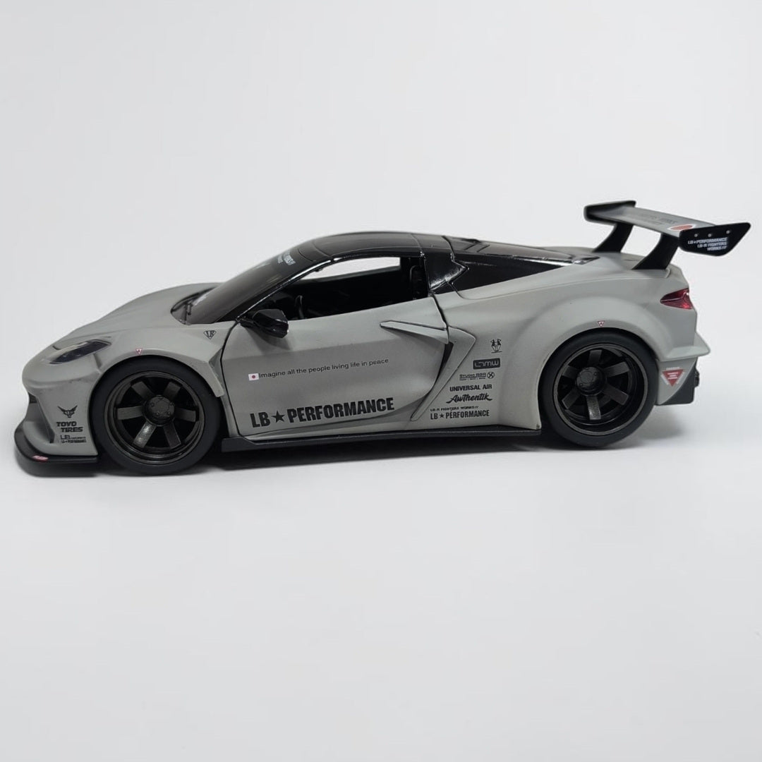 Chevrolet Corvette C8 Liberty Walk 1:24 Jada | Auto a Escala de Colección