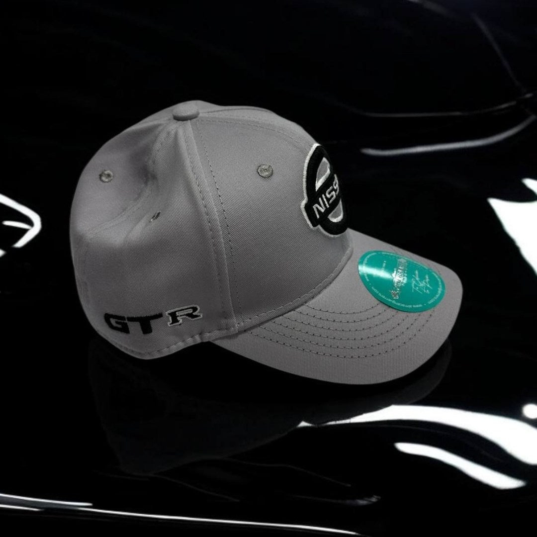 Gorra Nissan – Pasión y Rendimiento en Cada Estilo