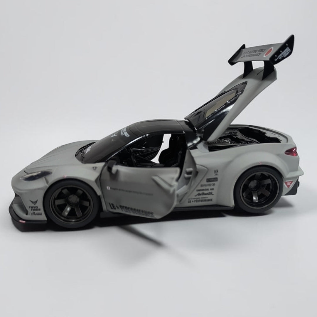 Chevrolet Corvette C8 Liberty Walk 1:24 Jada | Auto a Escala de Colección