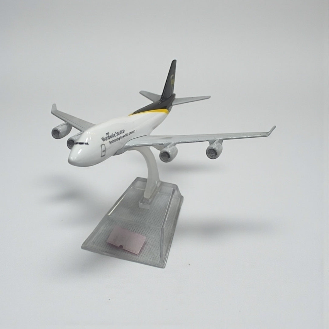 Avión UPS 1:400 – Modelo de Colección en Metal | Aeronave de Carga Premium