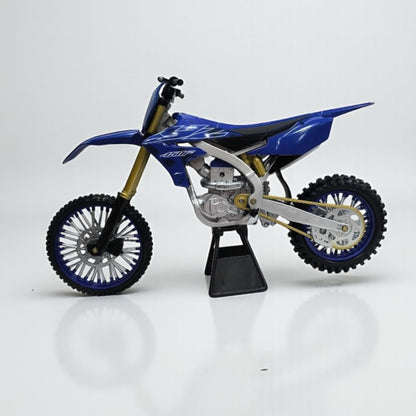 Yamaha YZ 450 Escala 1:6 – Moto Motocross de Colección Premium
