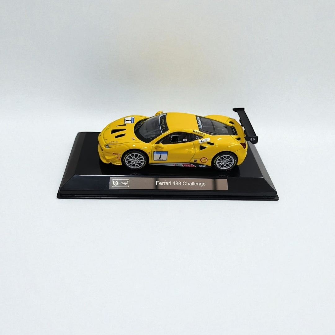 Ferrari 488 Challenge 1:43 – Velocidad, Precisión y ADN de Competición