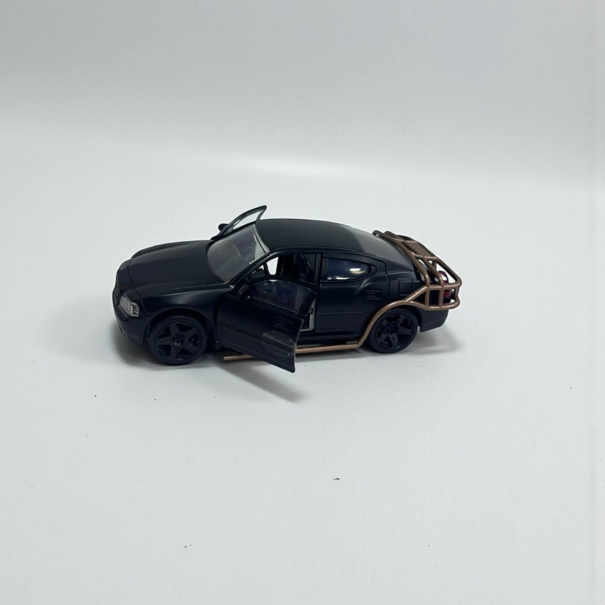 Dodge Charger 2006 1:32 – Rápidos y Furiosos | Edición de Colección en Metal