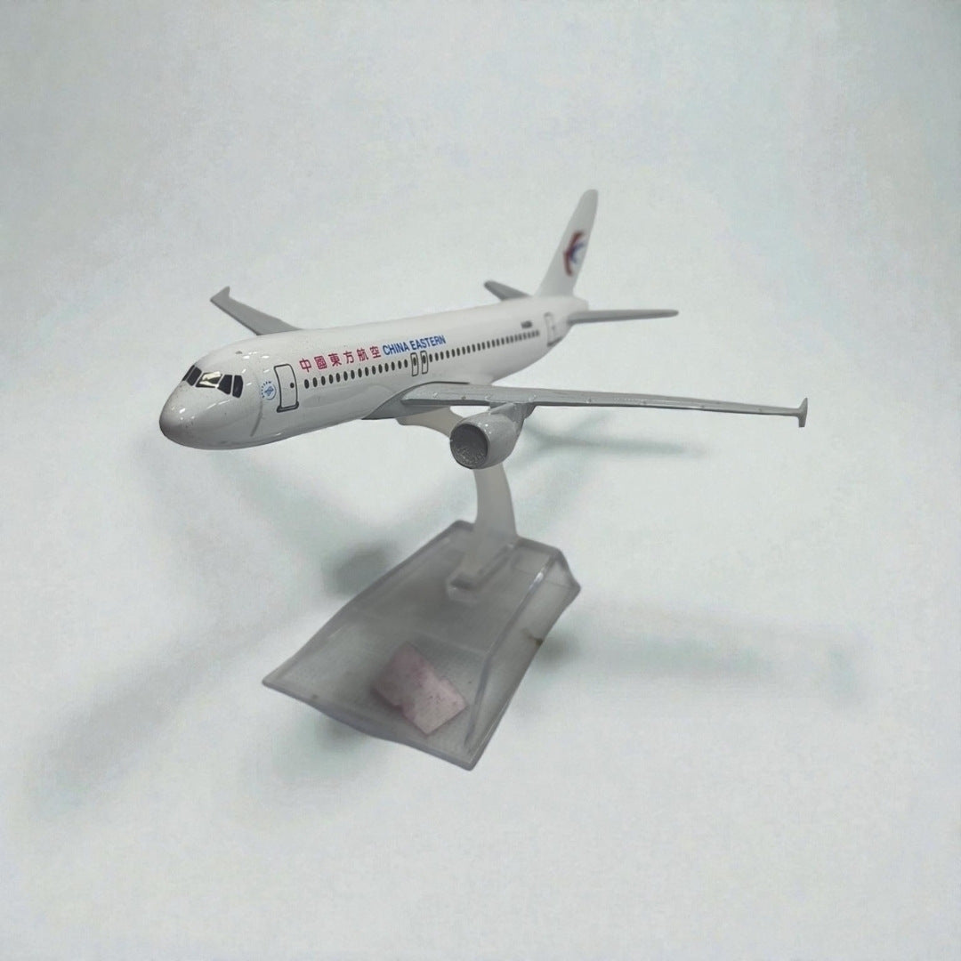 China Eastern Airlines 1:400 – Avión de Colección en Metal | Modelo Detallado para Exhibición