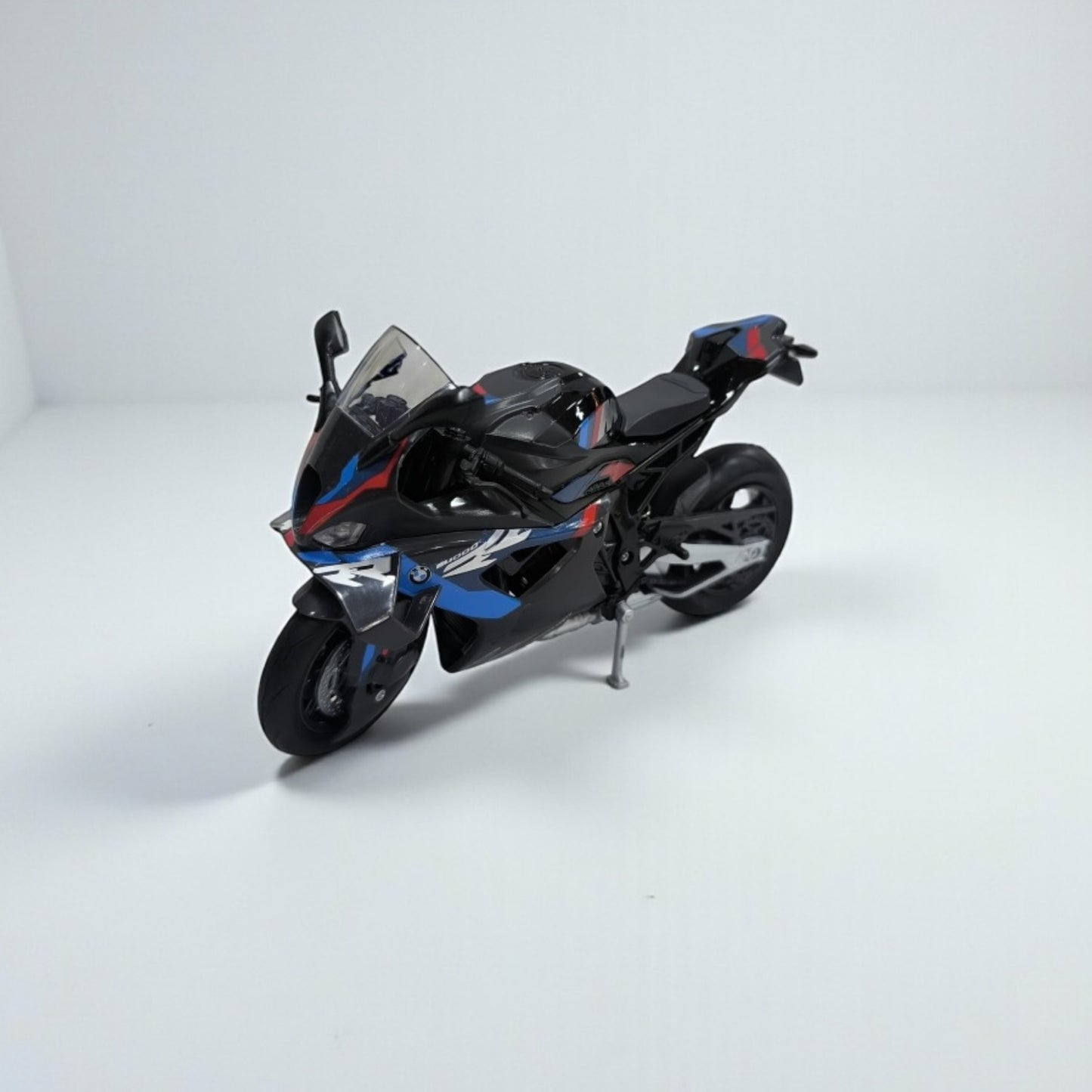 BMW M 1000 RR Escala 1:12 – Moto Superbike de Colección